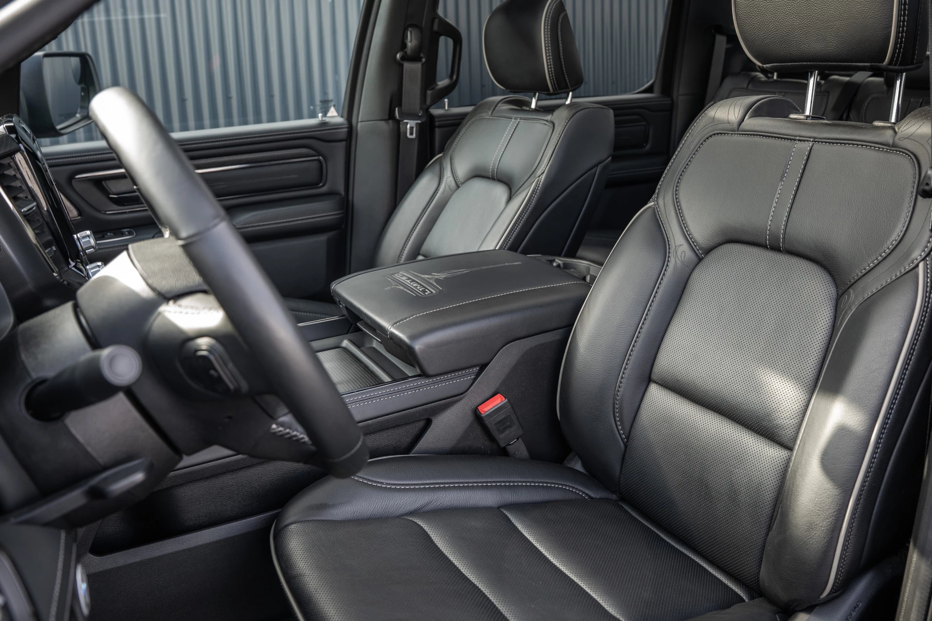Dodge Ram 1500 2024 - 1500 LIMITED 5.7L V8 | 1e Eigenaar | Head up | Luchtvering | Rambox | Split Tailgate | Pano | Harman / Kardon zdjęcie 12