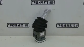 Knorr-Bremse - Brake System Handremventiel MB MP4 for sale