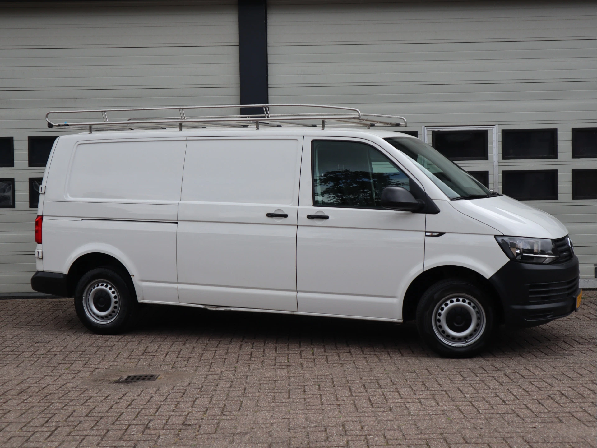 Volkswagen Transporter 2018 - 2.0 TDI 102 pk Euro 6 - L2 Lang - Imperiaal afbeelding 4