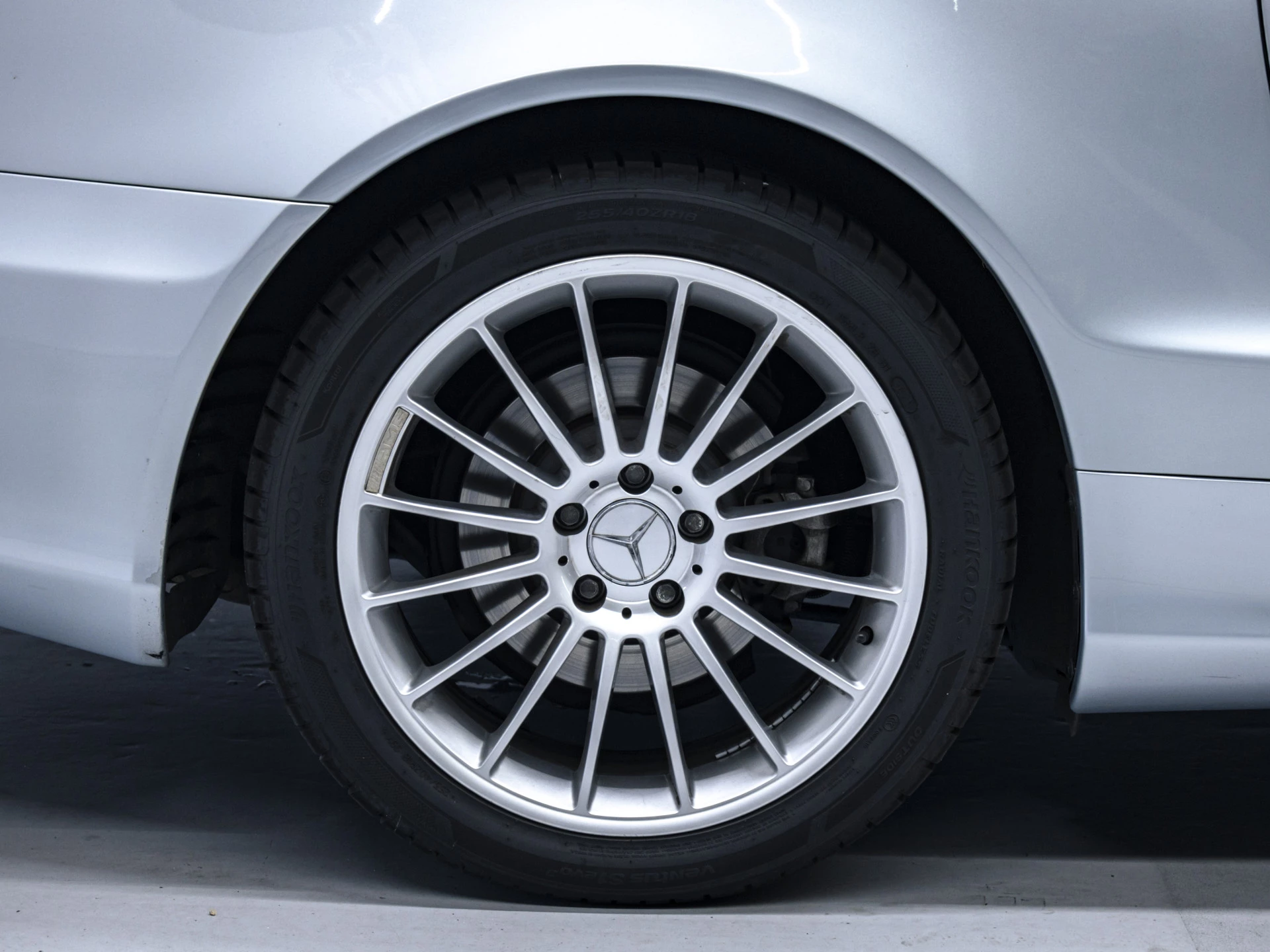 Mercedes-Benz SL 2004 - 500 | Tellurium Silver Metallic | afbeelding 14
