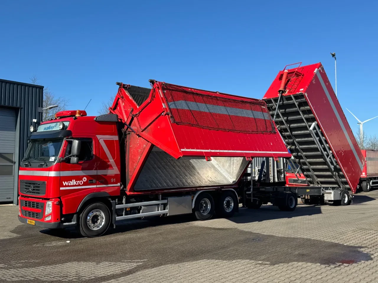Volvo FH 2013 - 460 Side Tipper with Crane + Trailer image 2