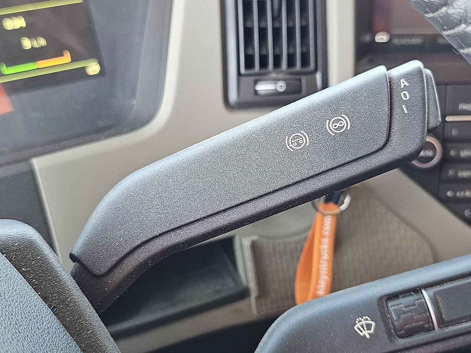 Volvo 2019 - FM 330 zdjęcie 11