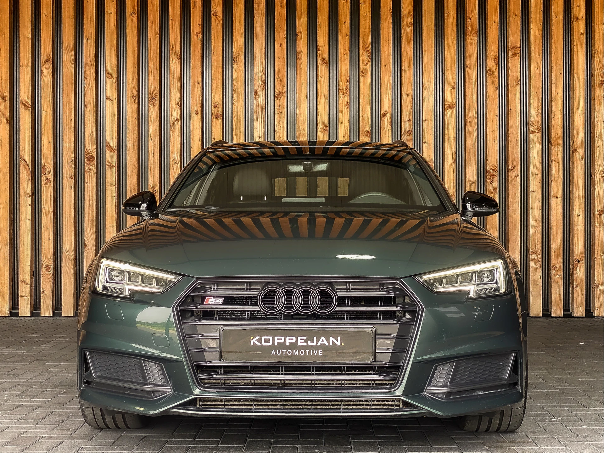 Audi A4 2017 - Avant S4 3.0 TFSI 354pk Quattro Pro Line Plus image 25