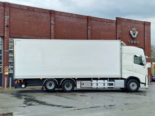 Volvo FH - 13.500 Globetrotter XL 6x2 - Carrier Frigo Bi Temp - Loadlift - I parkcool - Leather zdjecie 8