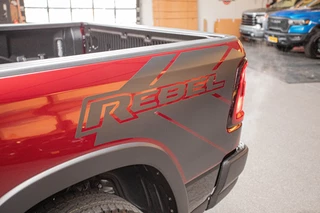 Dodge Ram 1500 2024 - Rebel Night zdjecie 33