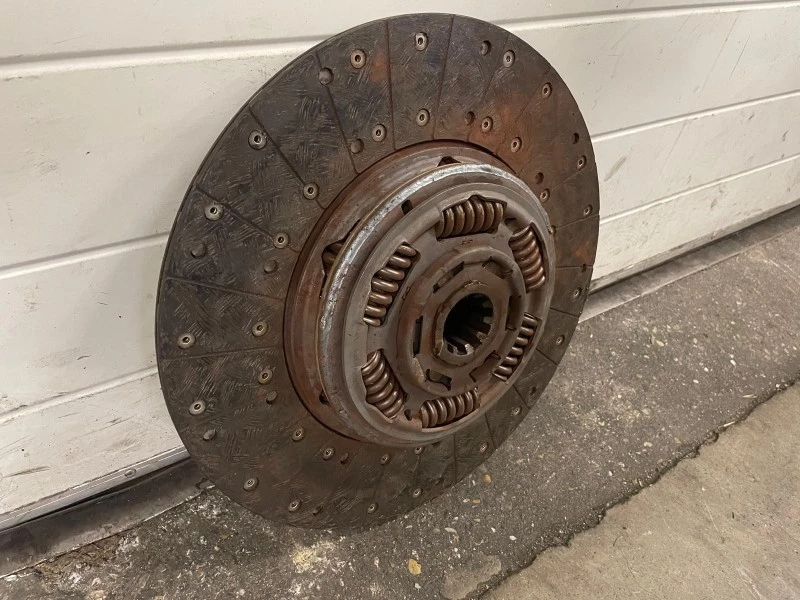 MAN - 81.30301-0671 SACHS CLUTCH PLATE D3876 LF imagem 2