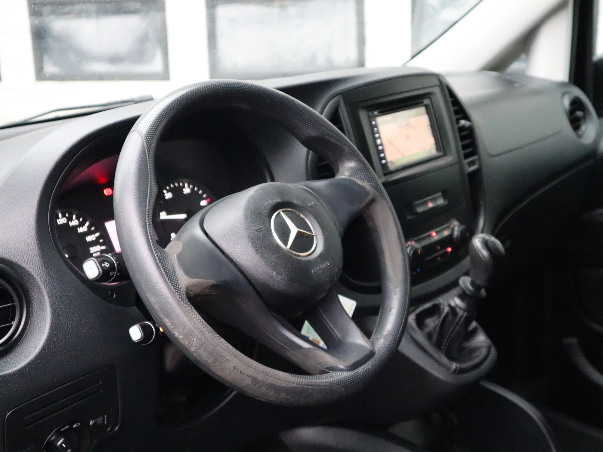 Mercedes-Benz Vito 2017 - 111 CDI Euro 6 Lang L2 DC 5 Pers. - Trekhaak - Dealer Onderhouden Bild 14