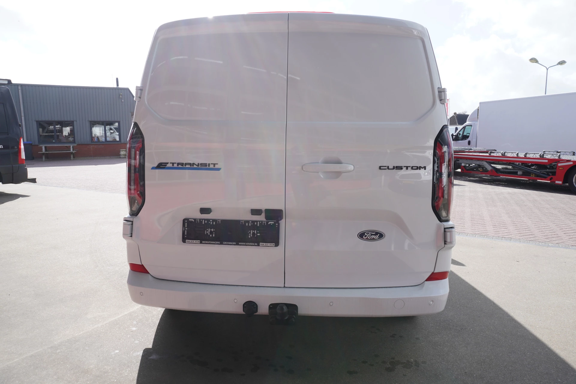 Ford E-Transit 2026 - Cust. 320L L2H1 Limited 65 kWh 160KW/218PK Automaat met POWERPACK Bild 6