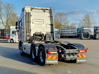 Volvo FH 2019 - 13.500 Globetrotter 6x4 - PTO/Hydraulic - Full air - Alloy wheels afbeelding 5