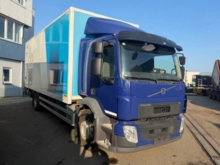 Volvo FL 250 2018 - geslotenbakwagen met klep te koop