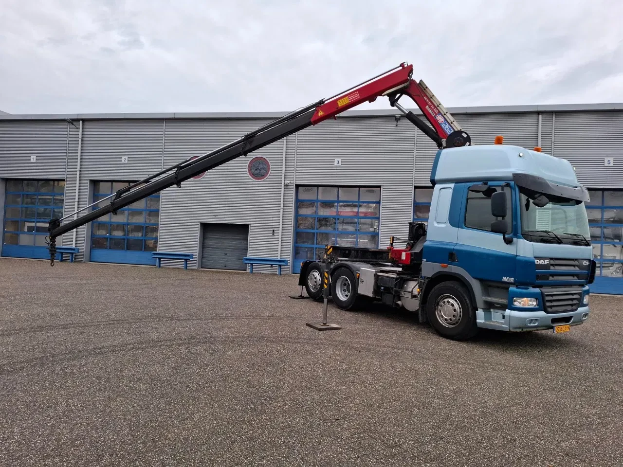 DAF 85 2013 - CF85-460 / DEB / NL TRUCK / CRANE HMF 2620-K4 / REMOTE / ROTOR / AUTOMATIC / EURO-6 / 2013 zdjęcie 3