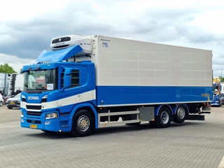 Scania P 2020 - P370 6x2*4 - Thermoking T-1000R Frigo - Bussbygg box - Hooks/Rohrbahnen/Vleeshang - Zepro loadlift - Retarder - Full air image 3
