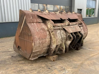 Caterpillar 980 2010 - N/A obrazek 3