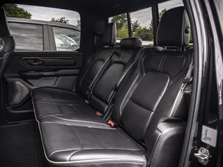 Dodge Ram 1500 2021 - Limited Night image 12