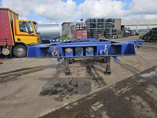 Renders 2 axle | 20 ft| steel suspension | Bpw drum. 1996 - N/A obrazek 7
