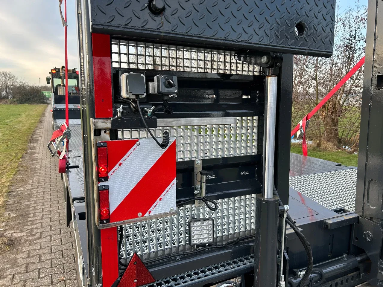 VTR 2026 - MACHINE LOADER | BRIDGE | DOUBLE RAMPS | ALL STEERING obrázek 11