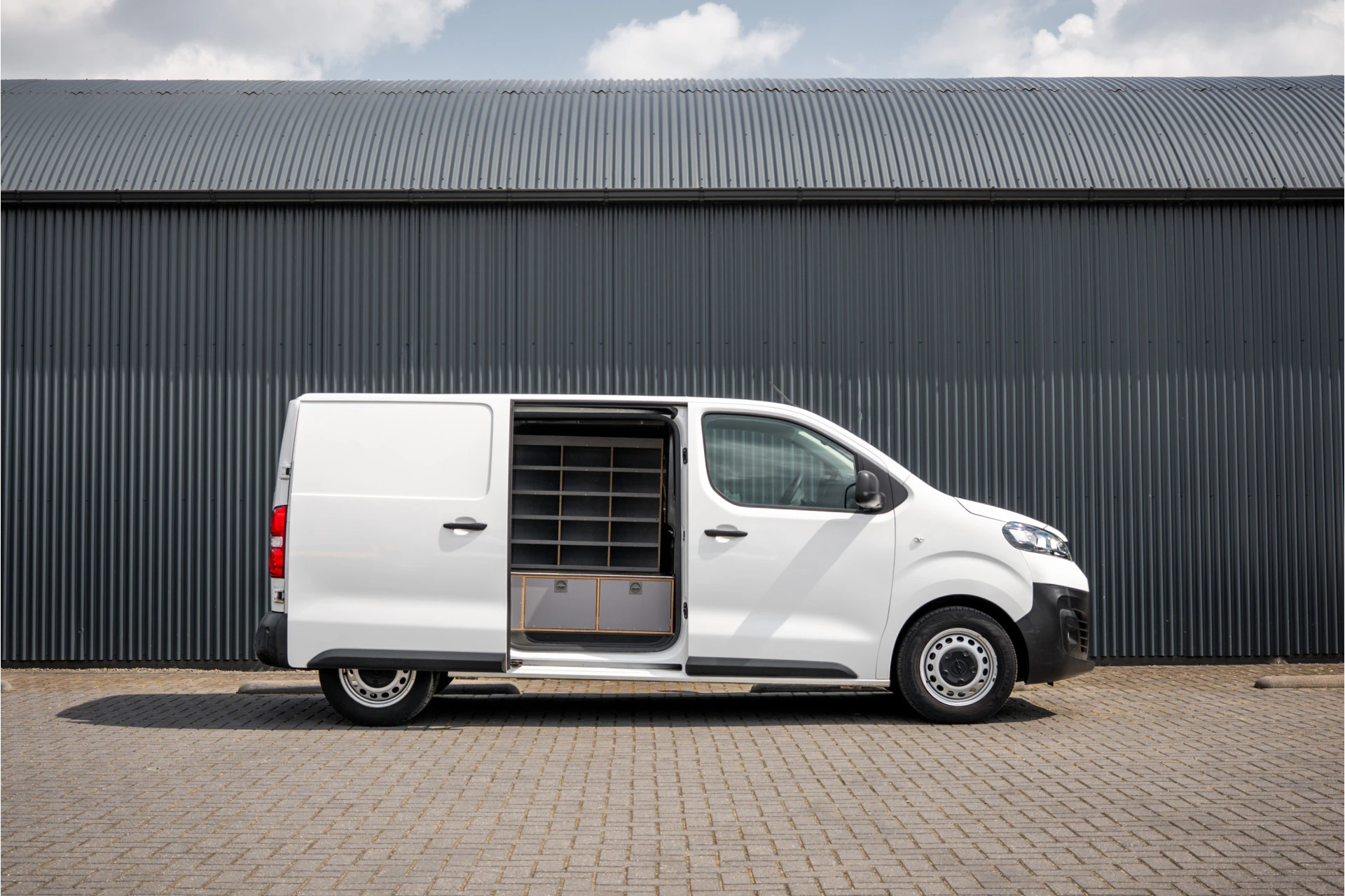 Opel Vivaro 2021 - 1.5 L2H1 | 3-Zits | 1e Eigenaar | Cruise | Airco afbeelding 7