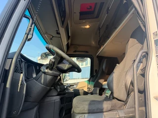 Mercedes-Benz Actros 2016 - 1842 4X2 image 8