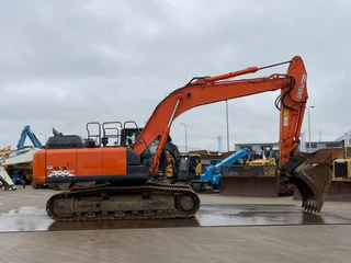 Hitachi ZX300LC-6 2018 - N/A immagine 6