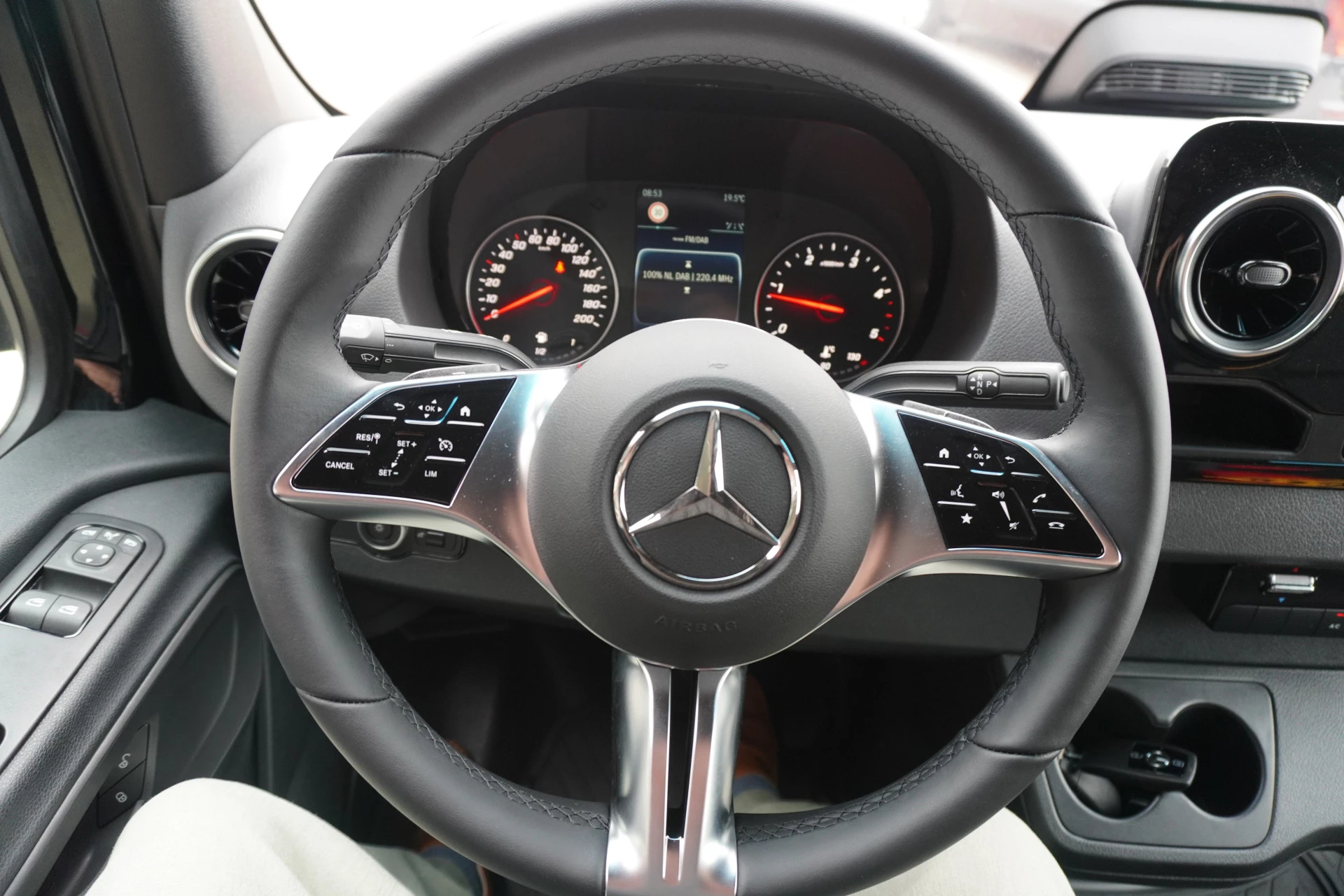 Mercedes-Benz Sprinter 2024 - 317 170PK L2H2 Select Automaat изображение 15