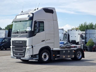 Volvo FH 2020 - 13.500 Globetrotter XL 4x2 - Low deck - I Save - I parkcool - Full air - Custom interior afbeelding 3 miniatuur