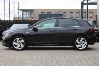 Volkswagen Golf 2020 - 1.5 eTSI Style PANORAMADAK MEMORY ACC SFEER CARPLAY obrazek 9