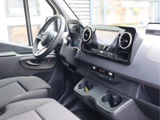 Mercedes-Benz eSprinter 2025 - 320 81kWh L2H2 - Trekhaak - Cruise - MBUX - 2025 obrazek 9