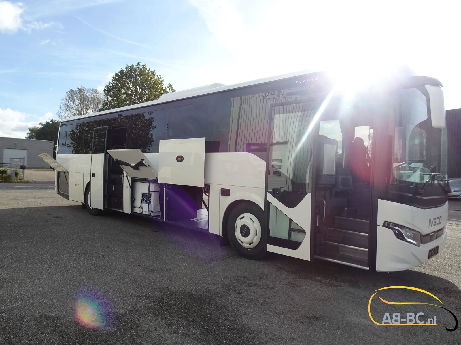Iveco NEW 12.1 MTR Evadys, 53 Seats/WC 2 units on stock 2026 image 2