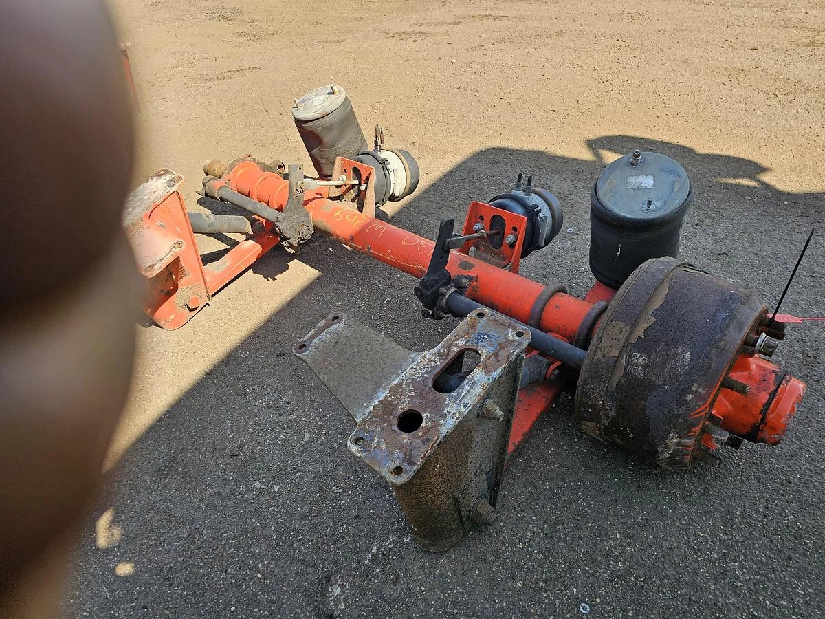 SMB TRAILER AXLE SINGLE TIRE DRUM. MISSING ONE HUBE. 2005 obrázek 4