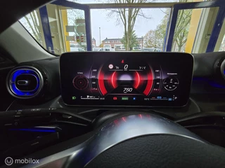 Mercedes-Benz C-Class 2022 - 200 Luxury Line Panorama dak bild 24