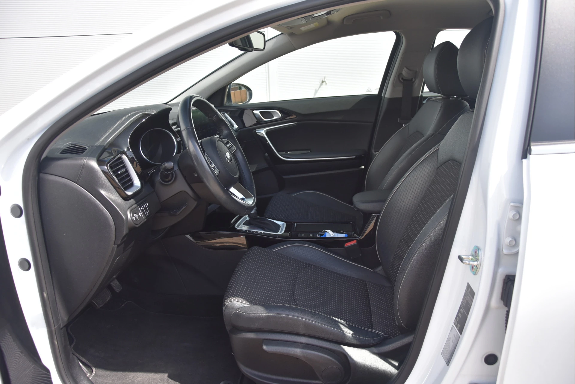 Kia XCeed 2020 - 1.6 GDi PHEV DynamicLine afbeelding 17