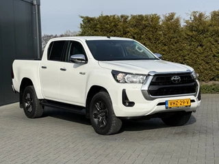 Toyota Hilux 2021 - 2.4 D-4D AUTOMAAT / 4x4 / 1e EIG. / 3.500 KG AHG / CAMERA / TREKHAAK / ECC / CRUISE / CARPLAY imagen 4