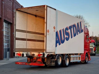Scania R 2016 - R580 V8 Topline 6x2 - Box with sidedoors - Retarder - Full air - Leather image 30