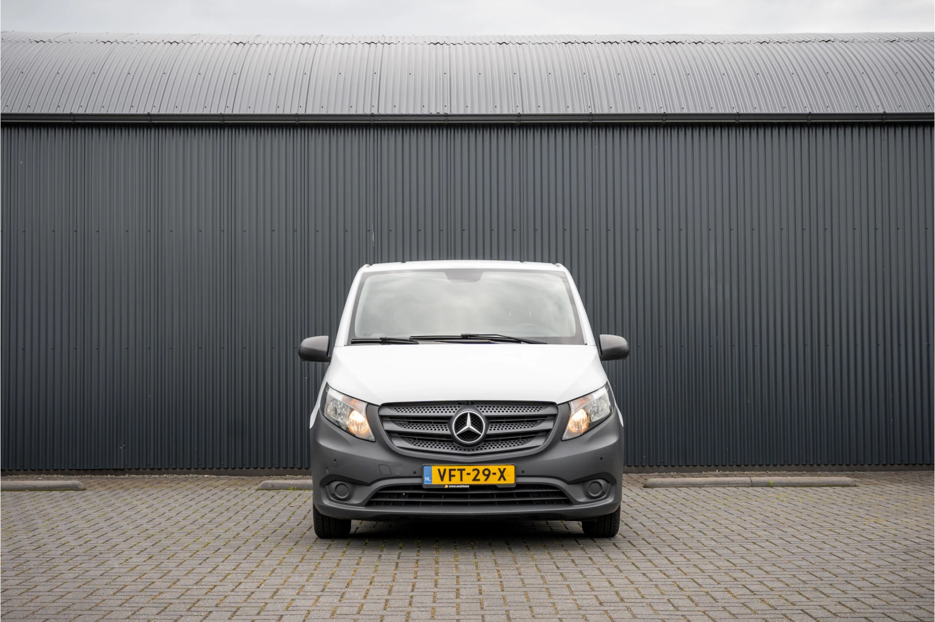 Mercedes-Benz Vito 2020 - 114 CDI L3H1 XL | Camera | Cruise | PDC | Airco | Trekhaak immagine 3