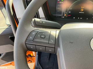 Volvo FM 420 8x2 Euro 6 HMF 26 Tonmeter laadkraan 2024 - N/A image 16