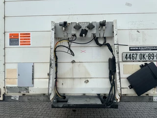 Schmitz Cargobull N/A 2008 - SKO24 / SAF DISC / 2x LIFTAXLE / GALVANIZED / NL-TRAILER obrazek 12