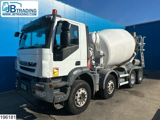 Iveco Trakker 2008 - 8x4, Baruval 9m3, Manual transmission te koop