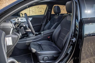 Mercedes-Benz A-Class 2021 - 250e AMG-Line, Pano, Burmester, Half Leder image 10