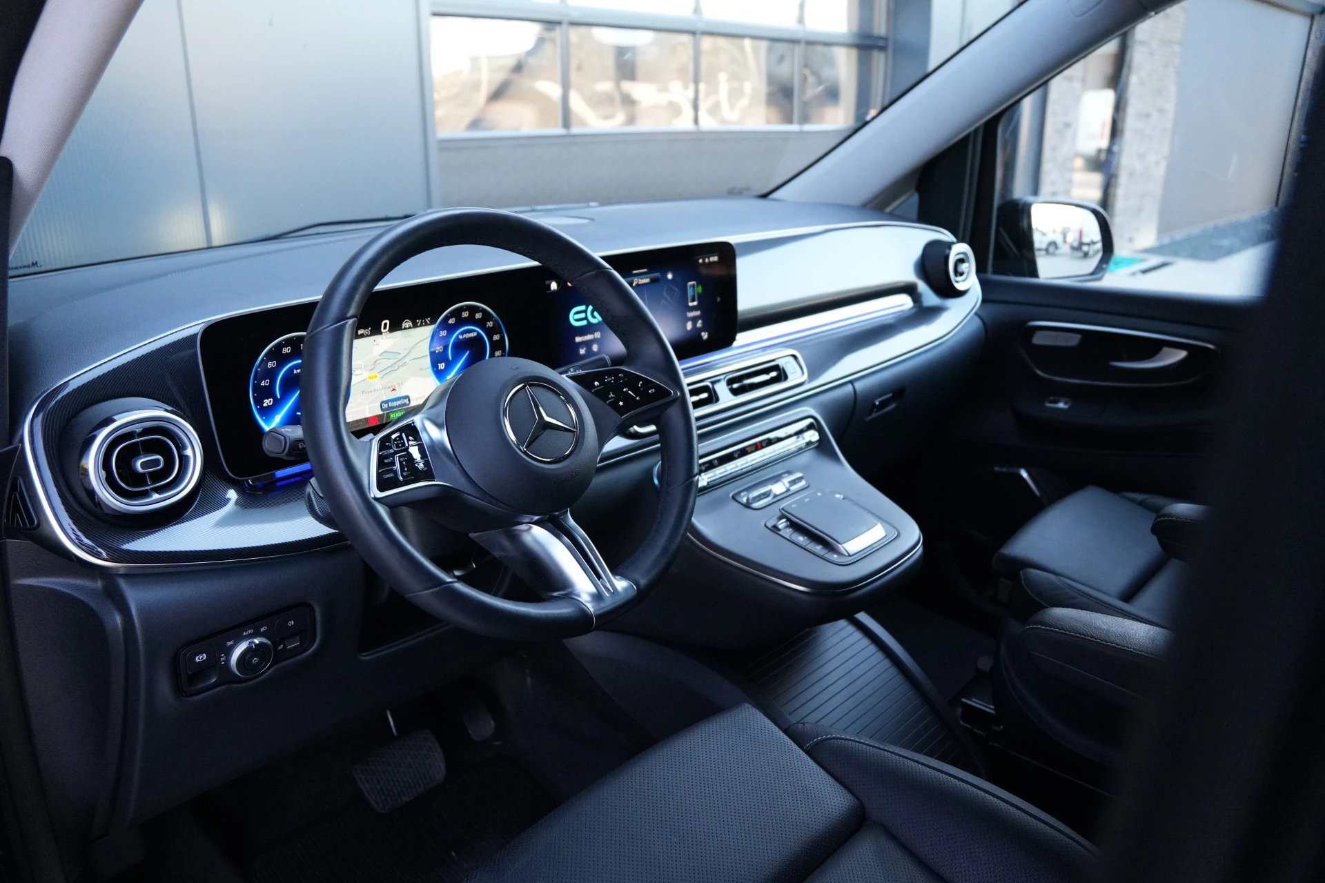 Mercedes-Benz EQV 2024 - 300 L2 90kWh 204pk - 2x Schuif - Stoel/Stuurverwarming - Stoelkoeling - Elek Schuifdeuren - Blindspot - Multibeam LED - Rijklaar Bild 15