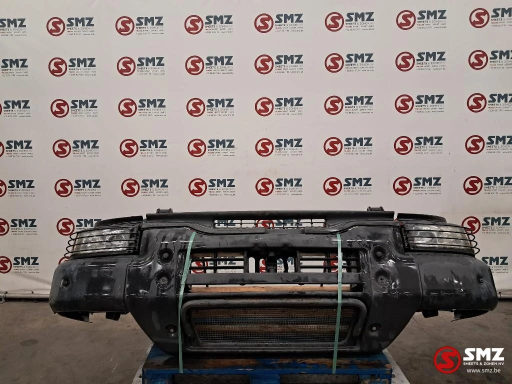 Renault 2014 - Occ voorbumper Renault Kerax imagem 1