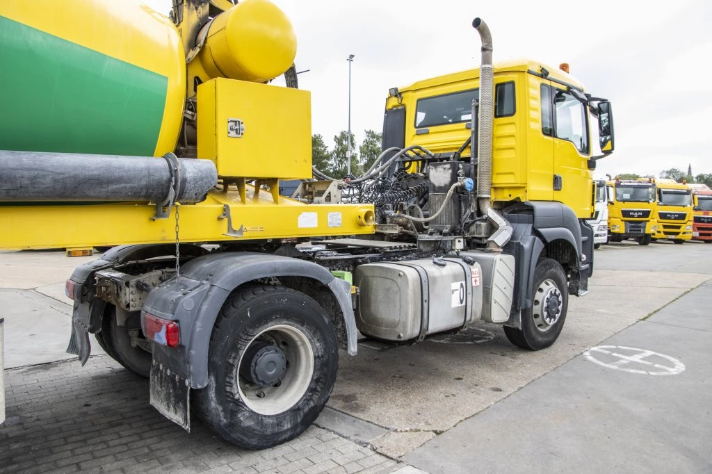 MAN TGS 2011 - 18.360 BLS 4X4 + SEMI MIXER 10M3 Bild 3