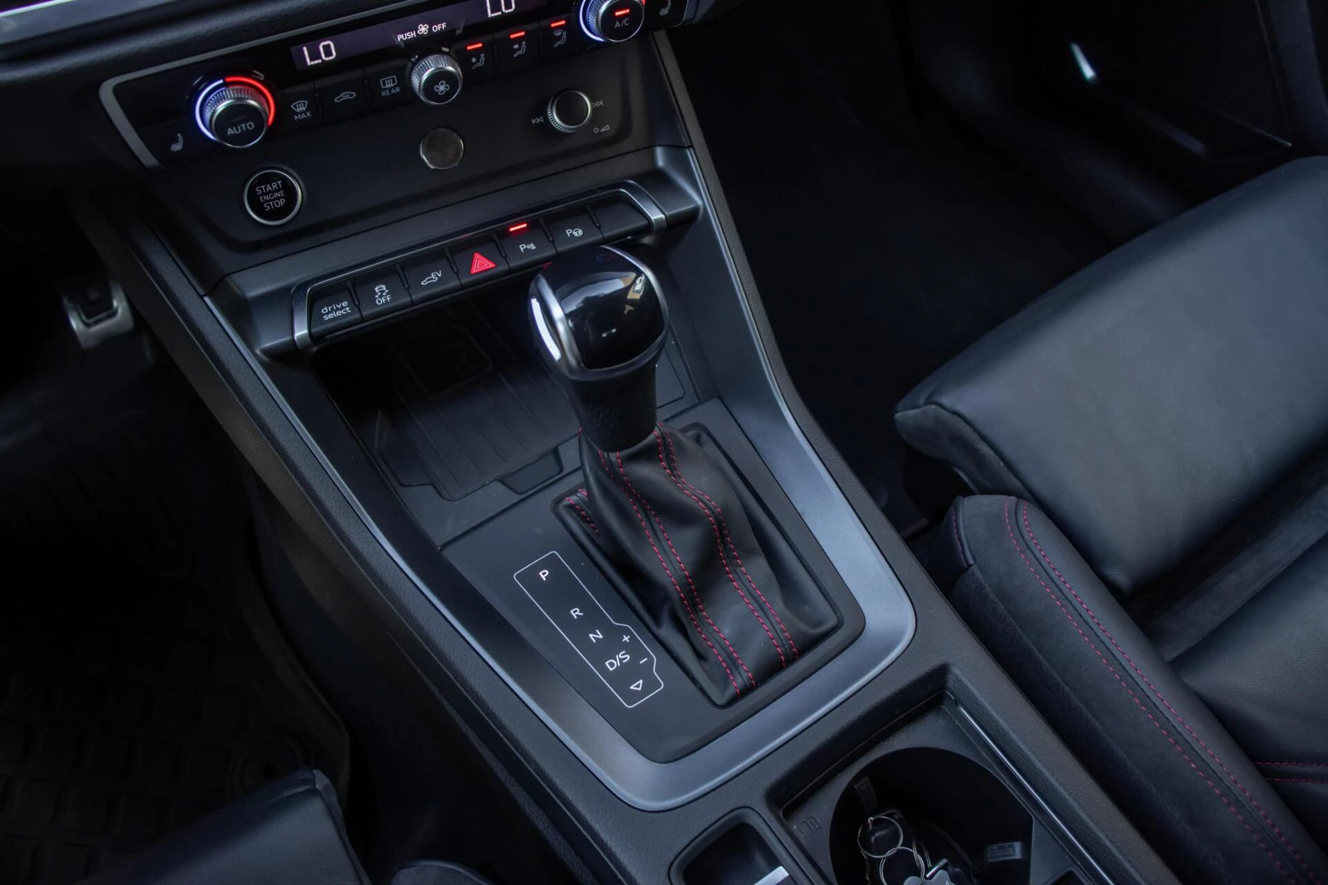 Audi Q3 2021 - 45 TFSI e 3x S-Line, VOL!, Pano, Leder, B&O, Ambient afbeelding 16