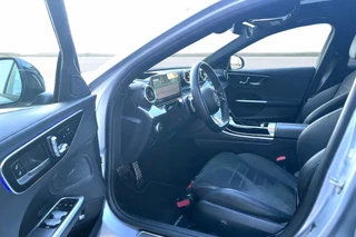 Mercedes-Benz C-Class 2024 - C300e Sedan*AMG PAKKET*NIGHT PAKKET*HEADUPDISPL*360°CAM* immagine 3