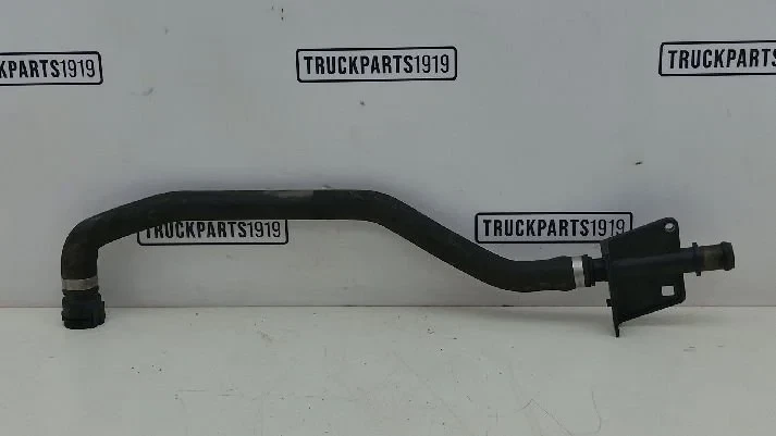 Mercedes-Benz MB - Cooling System Koelvloeistofslang afbeelding 1