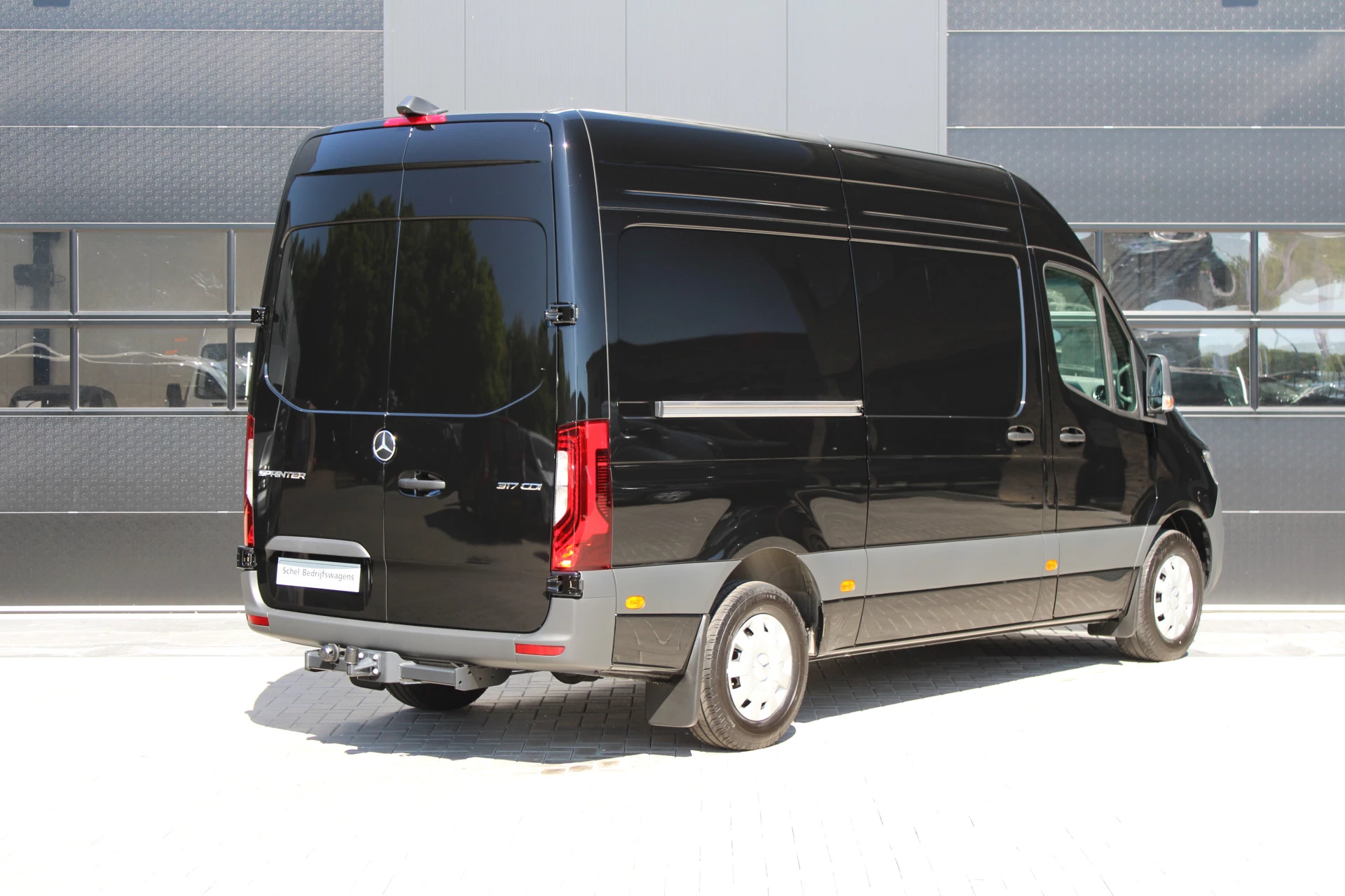 Mercedes-Benz Sprinter 2024 - 317CDI L2H2 Select - LED - Mbux 10 - 3.5t Trekhaak - Geveerde Stoel - Betimmering - Camera - Carplay - Blind spot - Cruise - Rijklaar obrázek 5
