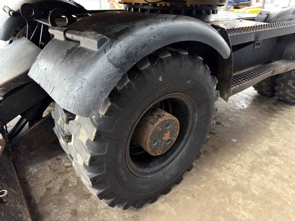 Cat 2011 - M316D afbeelding 15