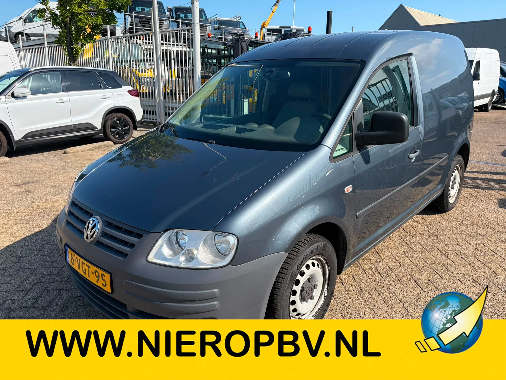 Volkswagen 2010 - 1.9TDI L1H1 Cruisecontrol Trekhaak image 1