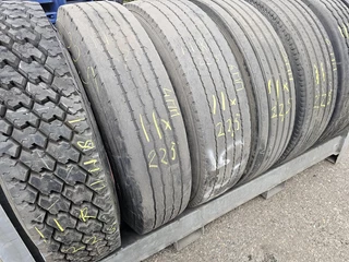 Trailer TRAILER TIRE 1995 - N/A immagine 1