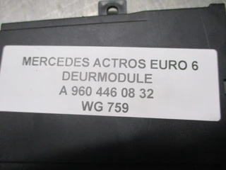 Mercedes-Benz Actros - A 960 446 08 32 DEURMODULE EURO 6 imagen 2 miniatura