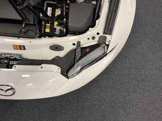 Mazda MX-5 2020 - ND Roadster 1.5 SkyActiv-G 132PK 100th Anniversary Bose Leder Camera PDC Apple CarPlay imagem 102